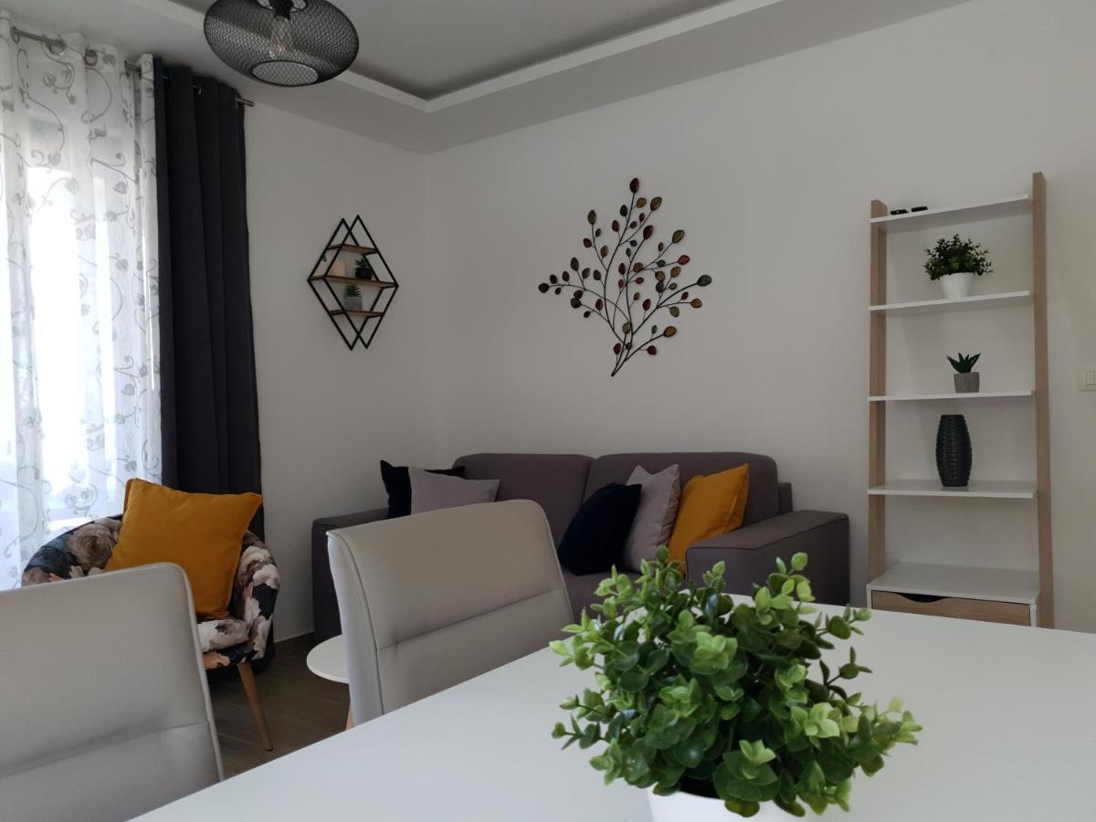 Villa La Vita Baška Voda Εξωτερικό φωτογραφία
